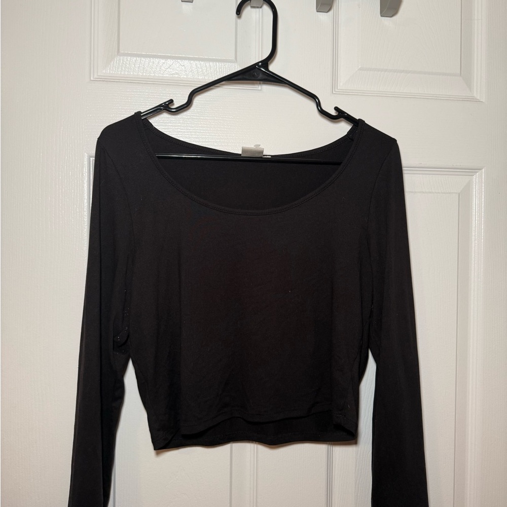 Elegant Black Long Sleeve Crop Top